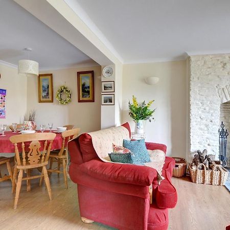 2 Tan Yr Eglwys Villa Pontardawe Bagian luar foto